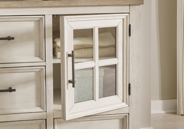 Shaybrock Dresser - Image 5
