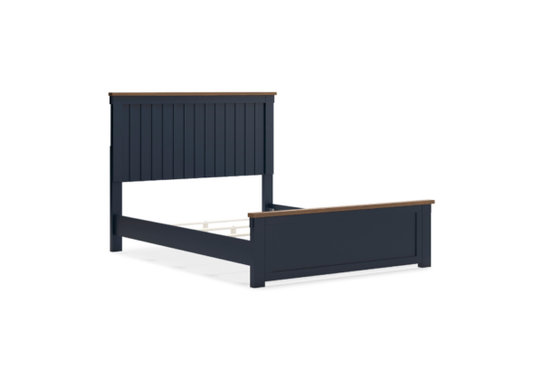 Landocken Queen Panel Bed Set - Image 3