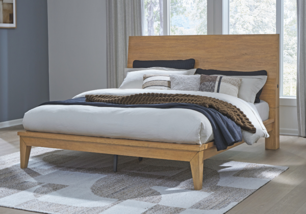 Sherbana King Panel Bed - Image 2