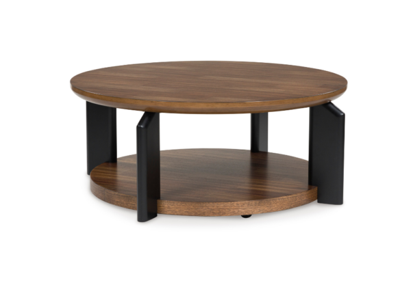 Kraeburn Round Cocktail Table