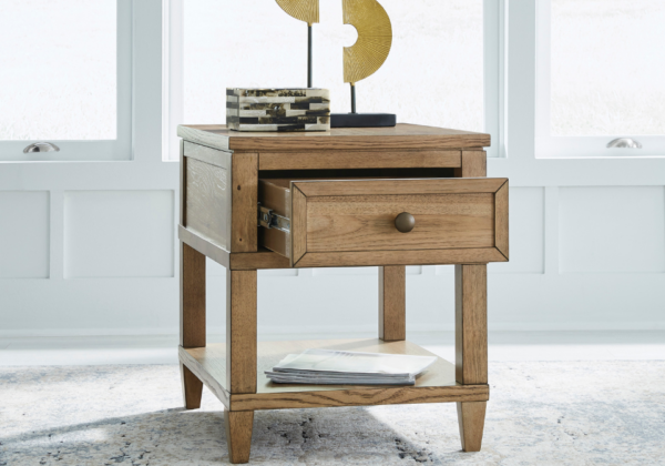 Sharlance End Table - Image 3