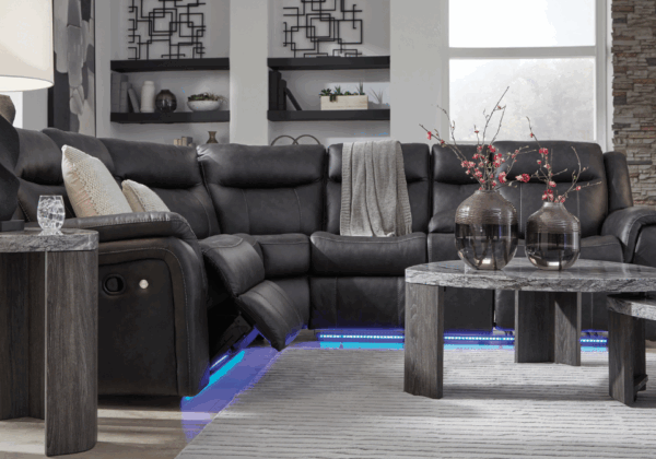 Sultan Meadow Black Two-Piece Reclining Sectional - Image 3