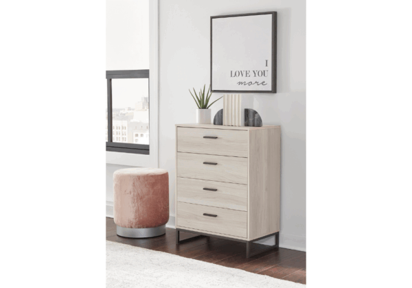 Socalle Light Gray Five Drawer Chest - Image 3