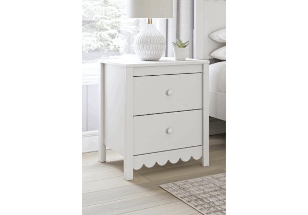 Hallityn White Two Drawer Nightstand - Image 3
