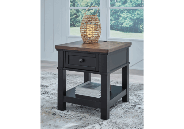Wildenauer Rectangular End Table - Image 3