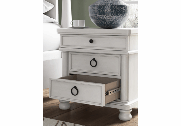 Rowlenstown White Nightstand - Image 4