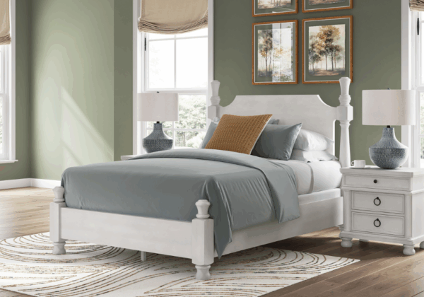 Rowlenstown White Queen Poster Bed - Image 3