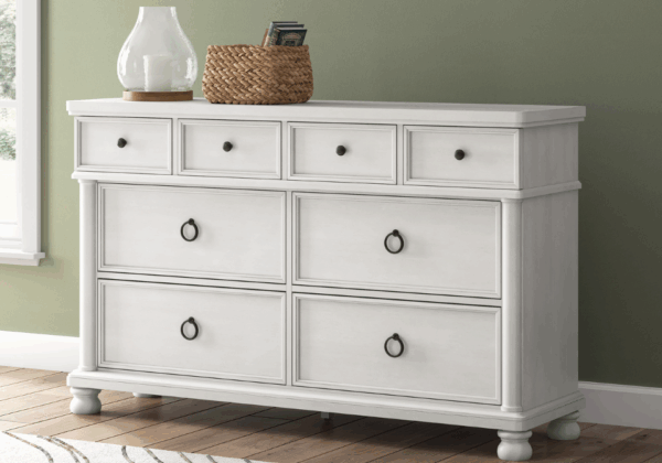 Rowlenstown White Chest - Image 3