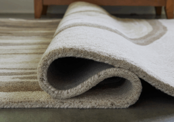 Rizwana Large Rug - Image 3