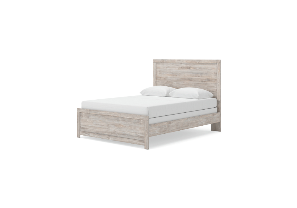 Broachmyn Gray King Panel Bed