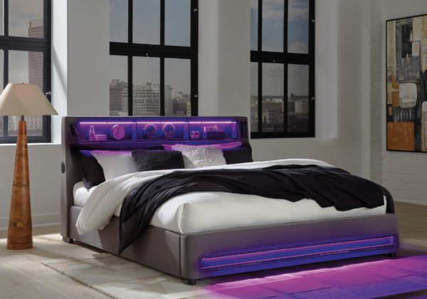 Verishaw King Upholstered Bed - Image 2