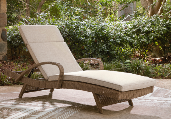 Laguna Heights Chaise Lounge - Image 2